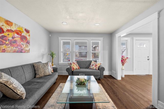 3917 Bewick Street, Detroit, MI 48214