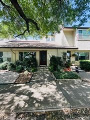 7123 Thrush View Ln Apt 42, San Antonio, TX 78209