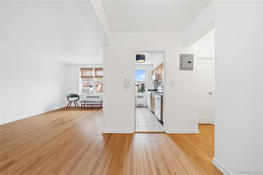 88-10 35th Avenue 3F, Jackson Heights, NY 11372 — exterior