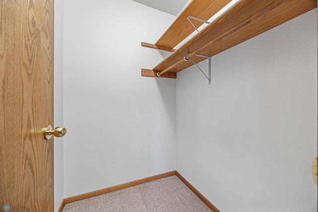 612 Fairway Drive, Casselton, ND 58012