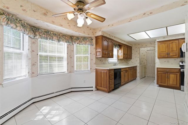 2 Barrett Court, Nesconset, NY 11767