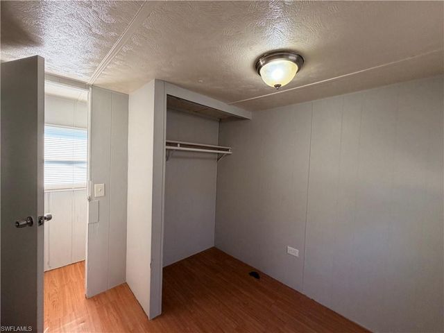 8028 Breeze DR, North Fort Myers, FL 33917