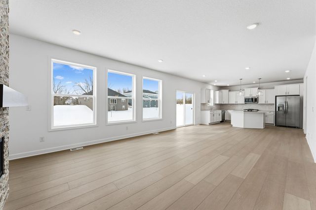 7534 Upper 42nd Street N, Oakdale, MN 55128