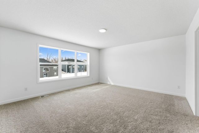 7534 Upper 42nd Street N, Oakdale, MN 55128