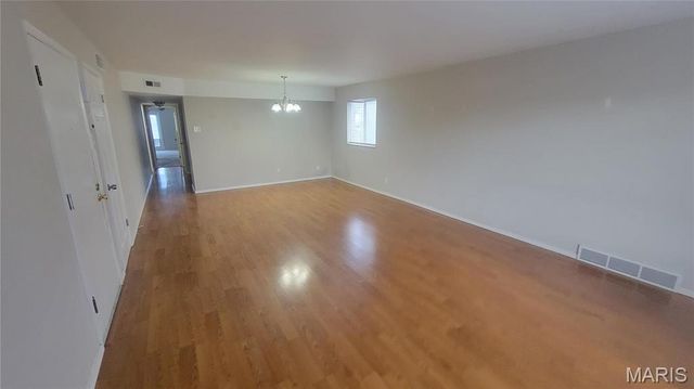 12586 Chardin Place 4, St Louis, MO 63128