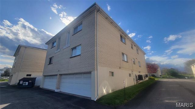 12586 Chardin Place 4, St Louis, MO 63128
