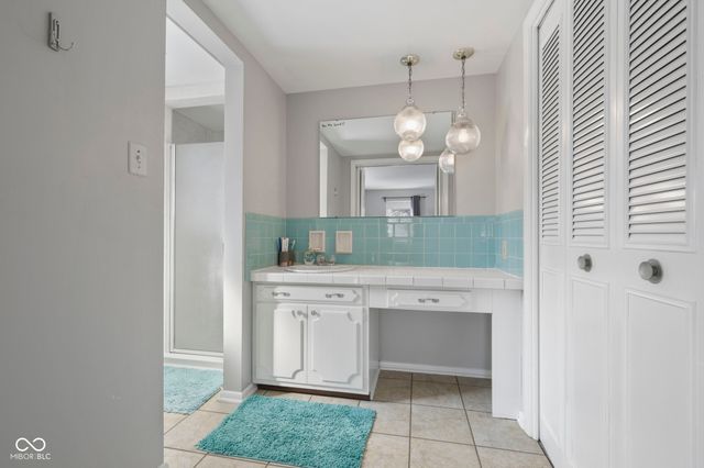 8072 Dartmouth Road, Indianapolis, IN 46260