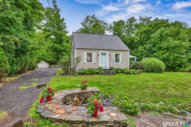124 Blackberry Hill Road, Beacon Falls, CT 06403