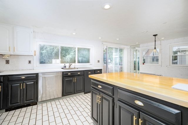 9 Chick Street, Quincy, MA 02170