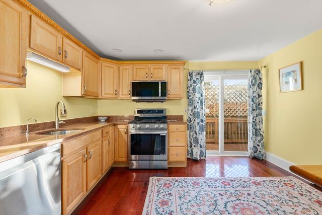 39 Lothrop 1, Boston, MA 02135