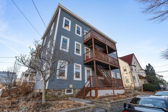 39 Lothrop 1, Boston, MA 02135