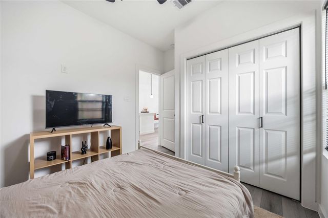 8614 Peachtree Street A, Houston, TX 77016