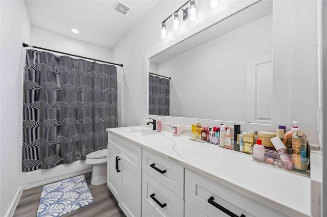 8614 Peachtree Street A, Houston, TX 77016