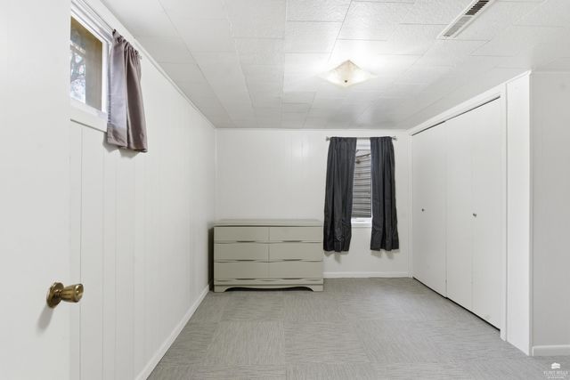 1828 Cassell Road, Manhattan, KS 66502