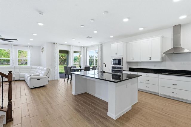 1147 FRANKLIN TREE LANE, Sanford, FL 32771