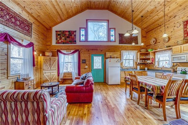 461 NC 8647, Parthenon, AR 72666