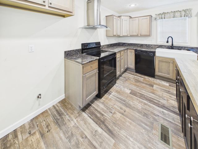 23 Northslope Drive, Milton, WV 25541