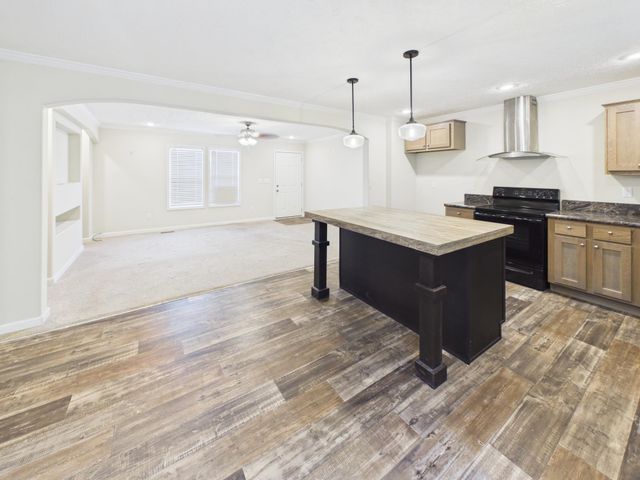 23 Northslope Drive, Milton, WV 25541