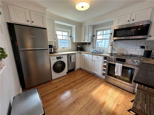 219 Purgatory Road, Middletown, RI 02842