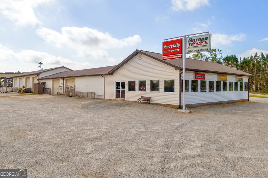 10558 Highway 106, Carnesville, GA 30521 — exterior