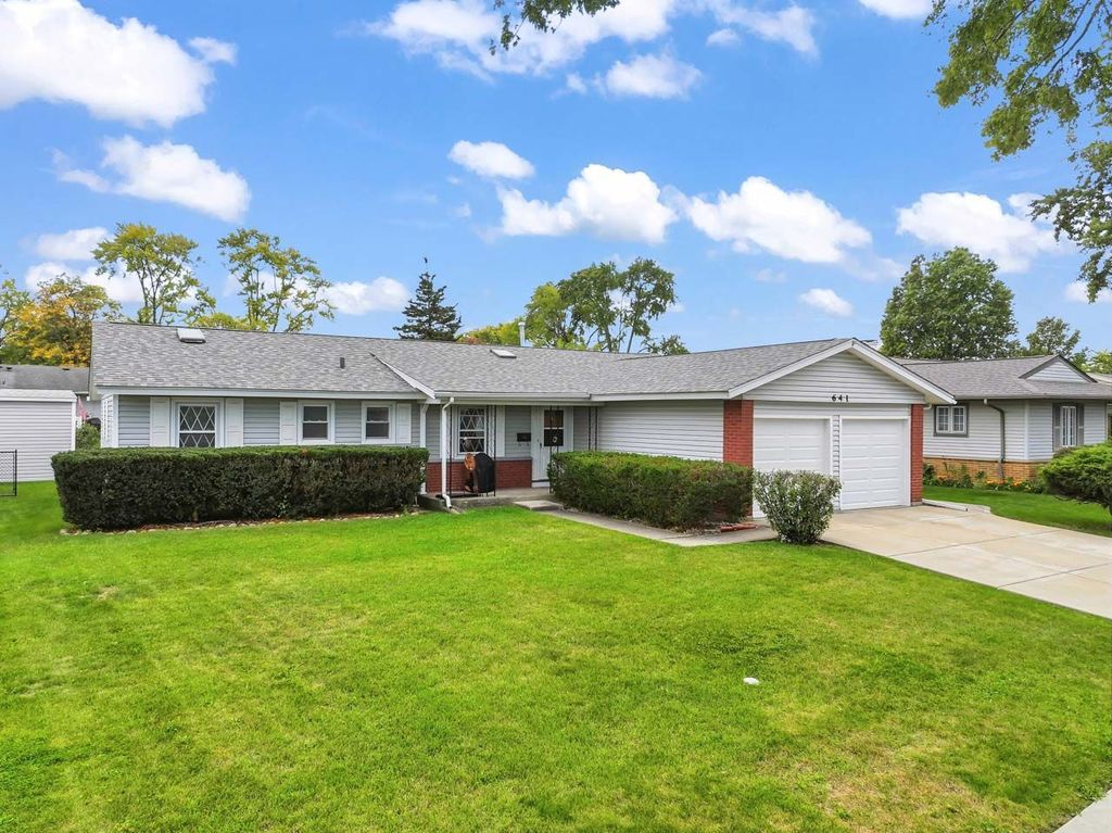641 Clearmont Drive, Elk Grove Village, IL 60007 — exterior