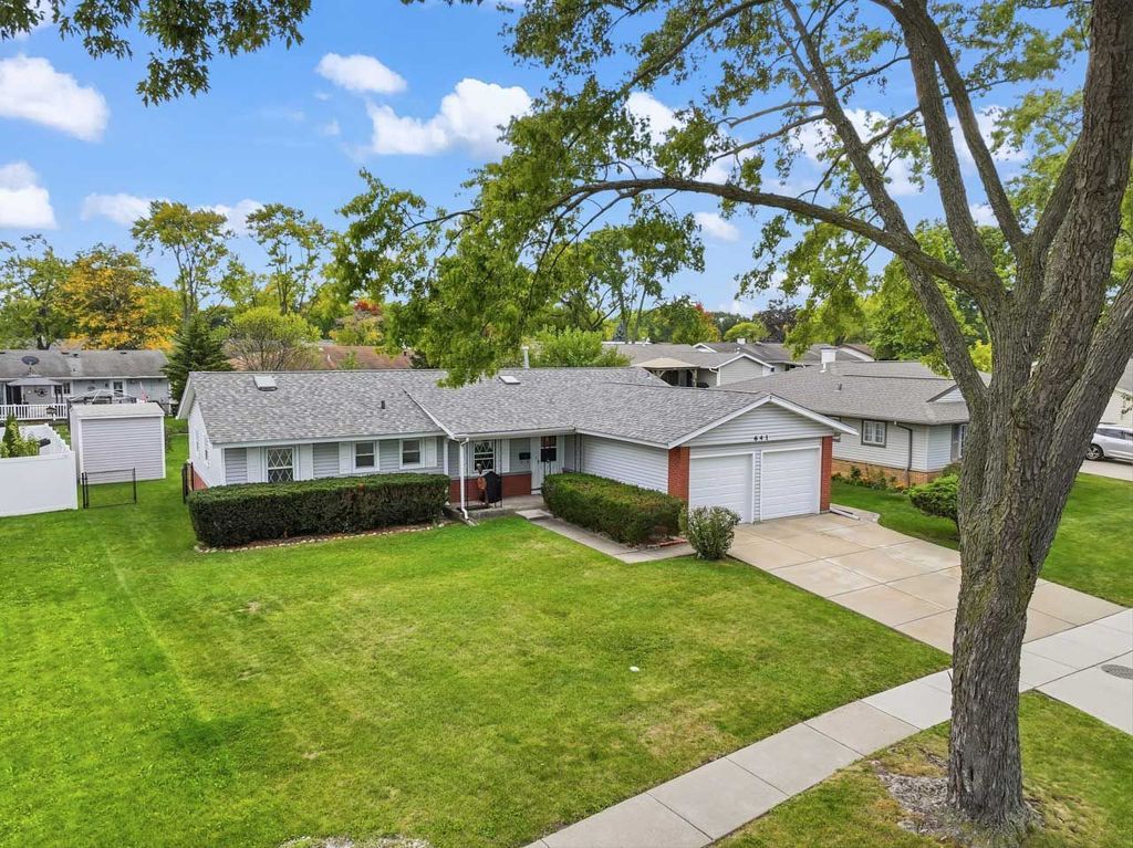 641 Clearmont Drive, Elk Grove Village, IL 60007 — photo 3