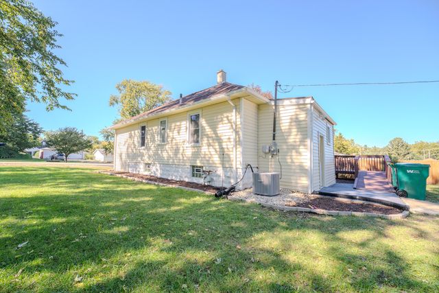 204 Barr Elms Avenue, Joliet, IL 60433