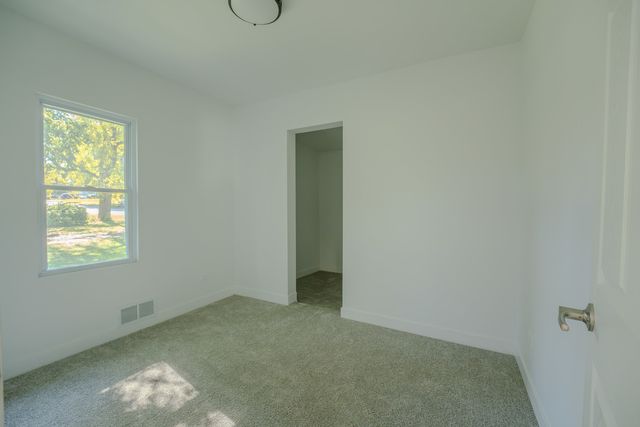 204 Barr Elms Avenue, Joliet, IL 60433
