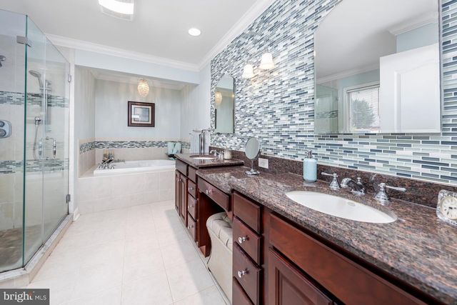 4530 GENOA AVE, Vineland, NJ 08361