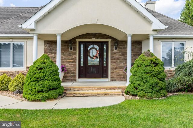 4530 GENOA AVE, Vineland, NJ 08361