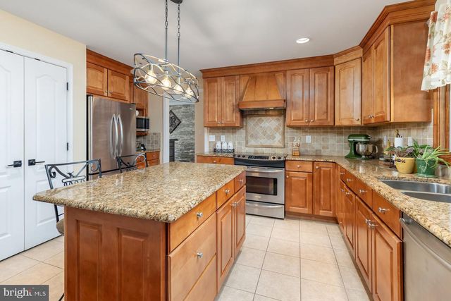 4530 GENOA AVE, Vineland, NJ 08361