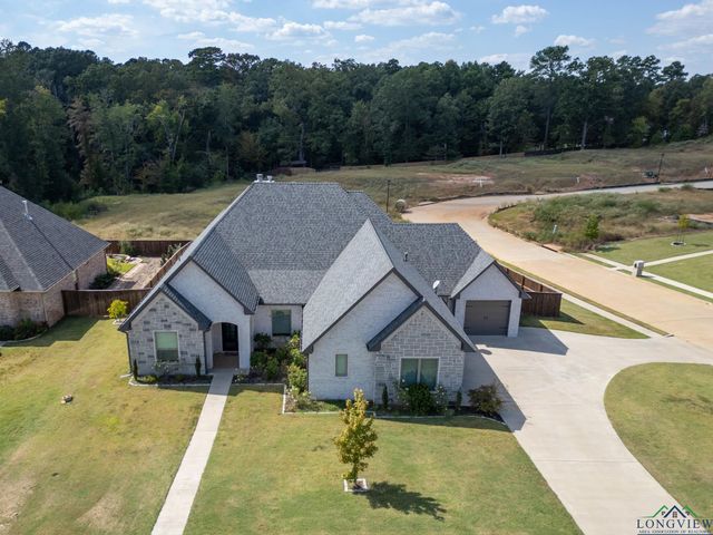 3807 Hidden Trails Ln, Longview, TX 75605