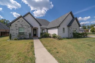 3807 Hidden Trails Ln, Longview, TX 75605