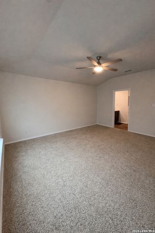 4523 BONTEBOK DR, Converse, TX 78109