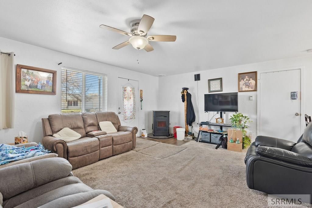 Image 5 of property listing at 632 Wildrose Lane, Blackfoot, ID 83221