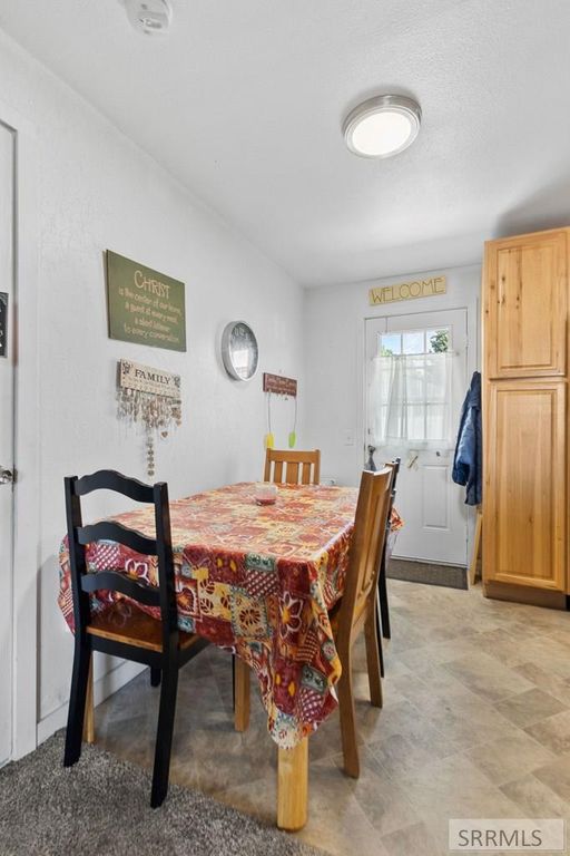 Image 9 of property listing at 632 Wildrose Lane, Blackfoot, ID 83221