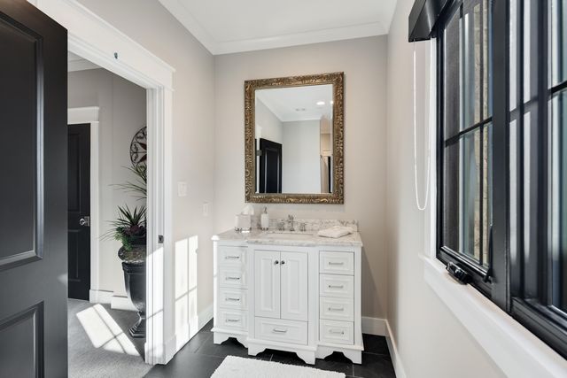 170 TWIN LAKES DR, Piperton, TN 38017