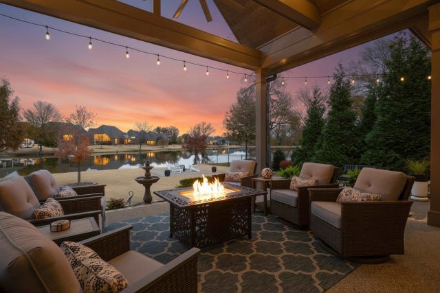 170 TWIN LAKES DR, Piperton, TN 38017