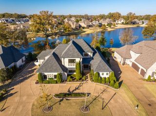 170 TWIN LAKES DR, Piperton, TN 38017