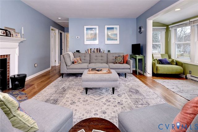 593 Catesby Ln, Williamsburg, VA 23185