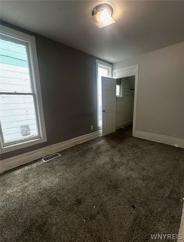 662 West Avenue, Buffalo, NY 14213