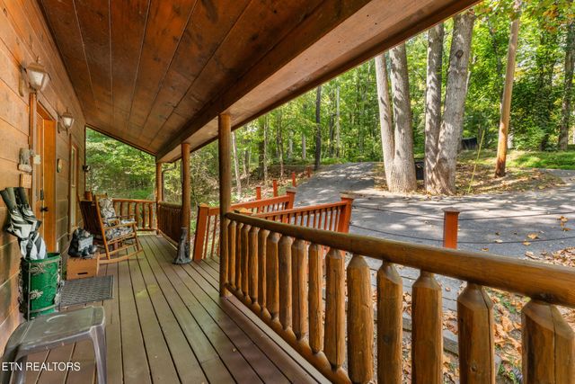 2404 Balsam Circle, Sevierville, TN 37876