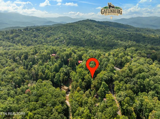 2404 Balsam Circle, Sevierville, TN 37876