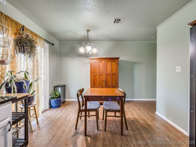 2403 S 124th East Avenue, Tulsa, OK 74129