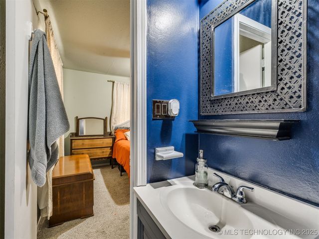 2403 S 124th East Avenue, Tulsa, OK 74129