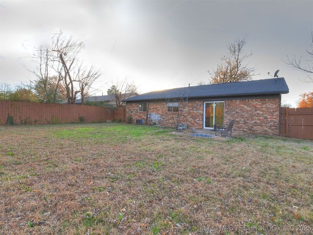 2403 S 124th East Avenue, Tulsa, OK 74129