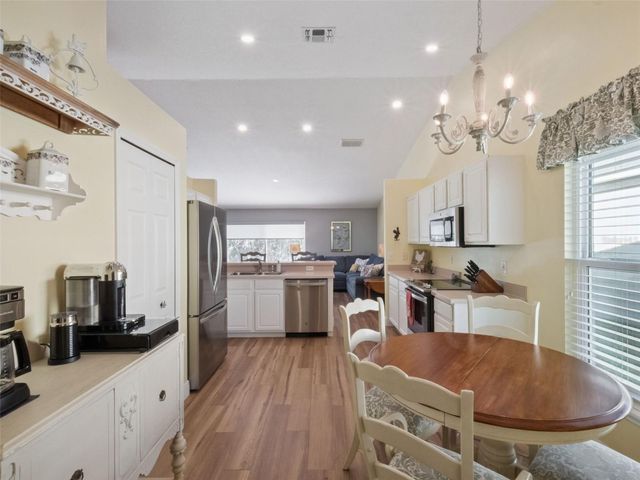 470 WELLESLY STREET, Oviedo, FL 32765