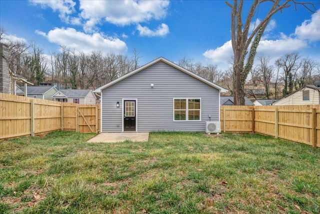 1424 Varnell AVE, Roanoke, VA 24012