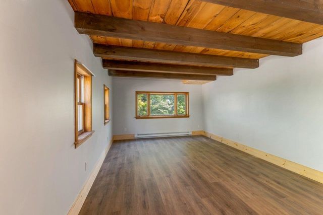 313 North Road, Barnstead, NH 03225