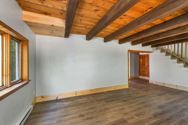 313 North Road, Barnstead, NH 03225